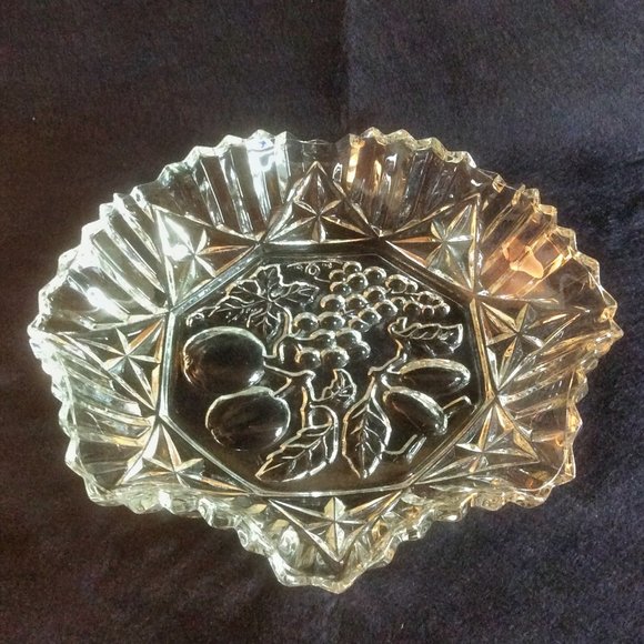 Federal Clear Glass Pioneer Fruit Motif Bowl Table Centerpiece Kitchen Display - Picture 3 of 5